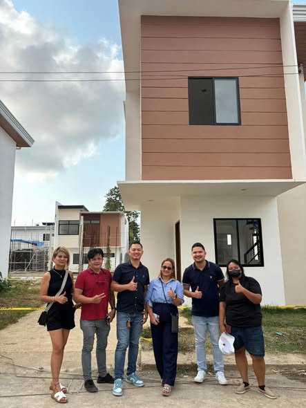 svf realty.jpg